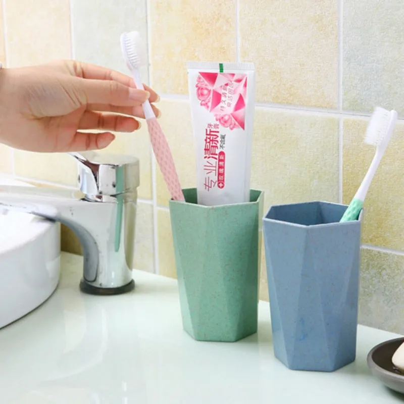 Eco-Friendly Wheat Straw Diamond Toothbrush Cup Couple Set