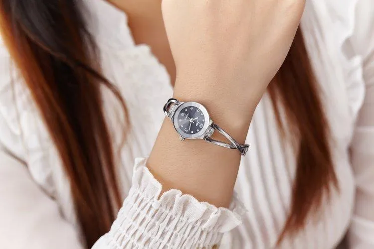 Fashion Girl Bracelet Waterproof Quartz Electronics Watch