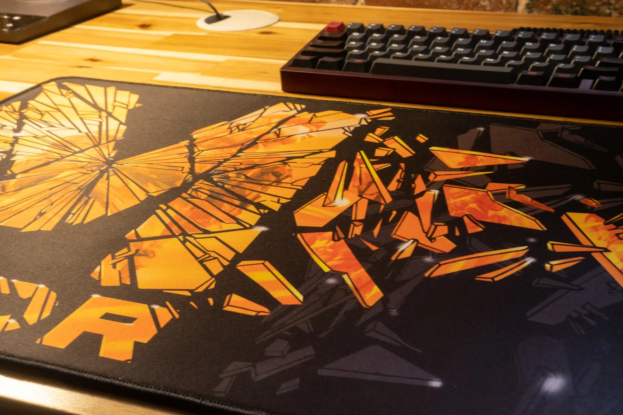 Limited Edition - "M1NDR - Broken Memories" Creator Deskmat