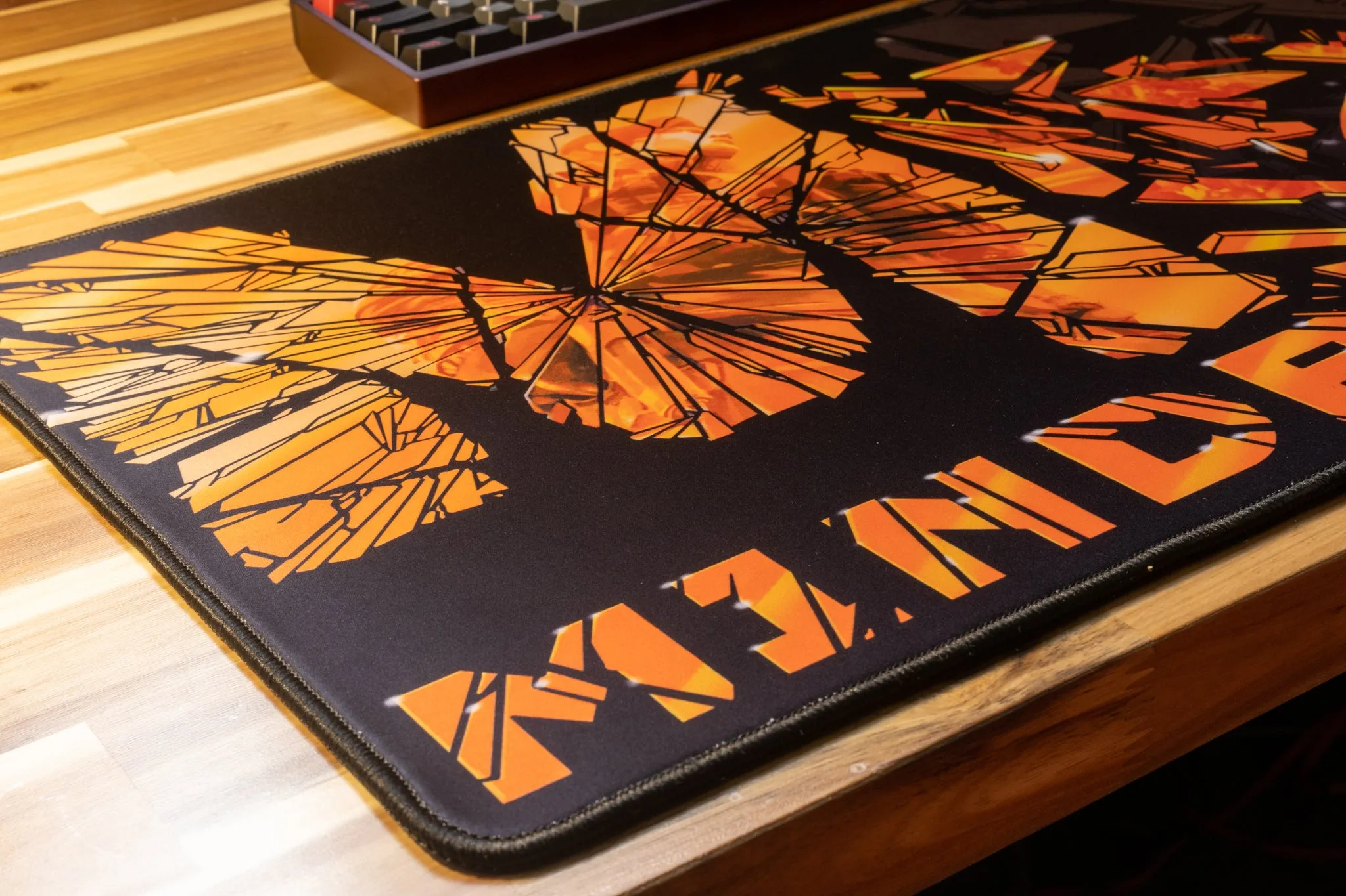 Limited Edition - "M1NDR - Broken Memories" Creator Deskmat