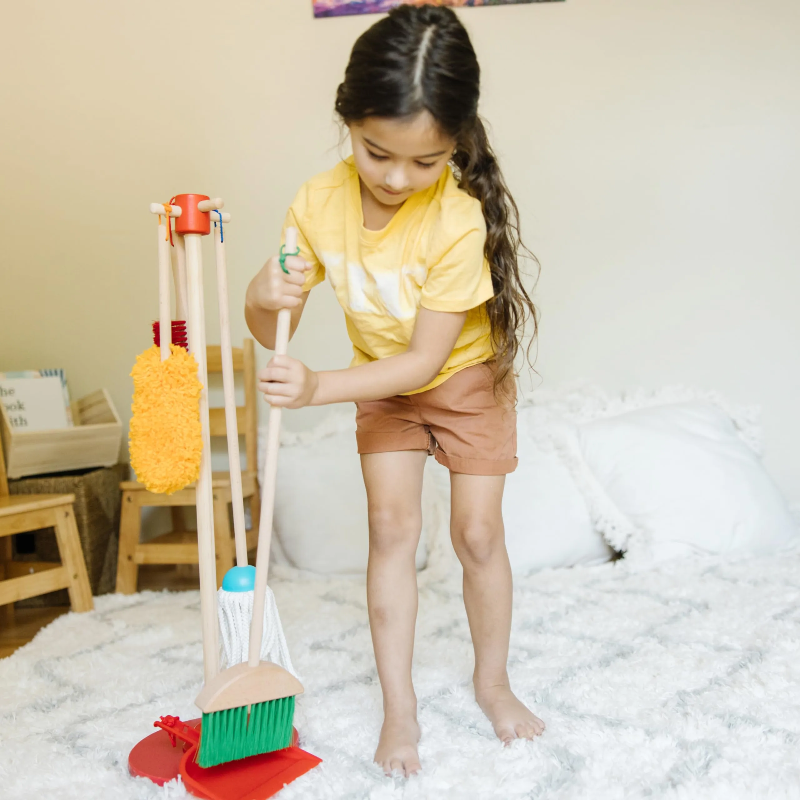 Melissa & Doug Wooden Toddler Cleaning Set Pretend Play 6 Piece Toy Set