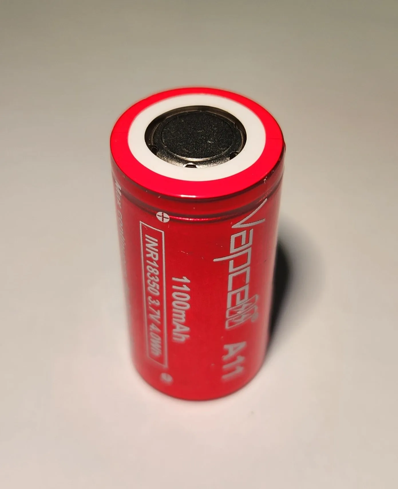 Vapcell A11 18350 1100mAh 10A Rechargeable Lithium Battery  **** HAS TO BE SHIPPED WITH FLASHLIGHT   FEDEX ***