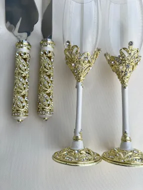 Wedding Champagne Toasting Glass Flutes and Cake Cutting Set, Rhinestone Toast SEt